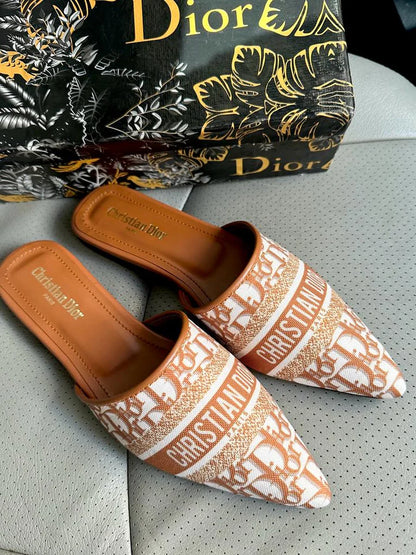 DIOR Madelyns