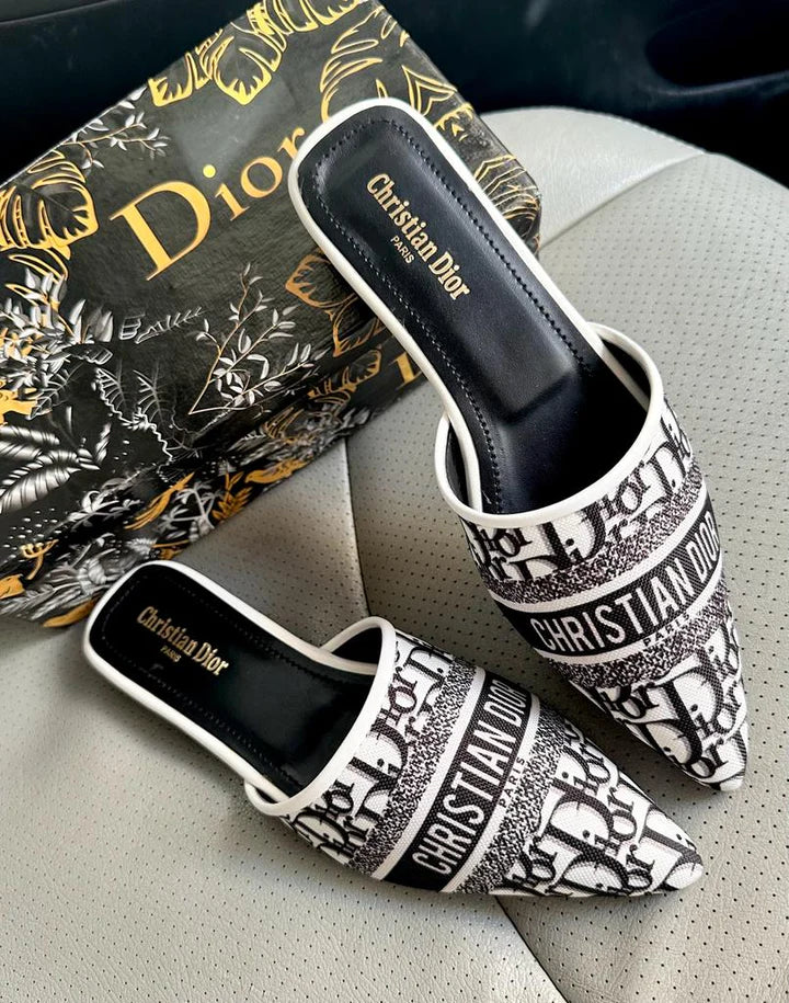 DIOR Madelyns
