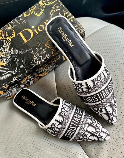DIOR Madelyns